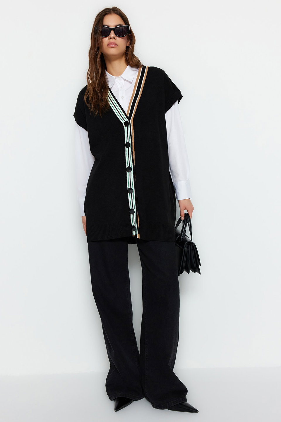Collar Striped Detailed Knitwear Sweater TCTAW22UV0002