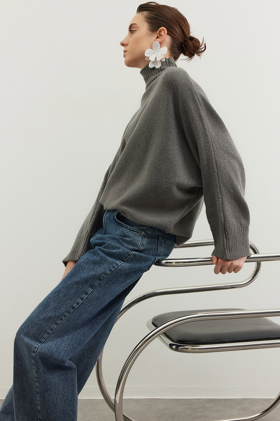 Soft Textured Wide Fit Knitwear Sweater TWOAW20KZ1059