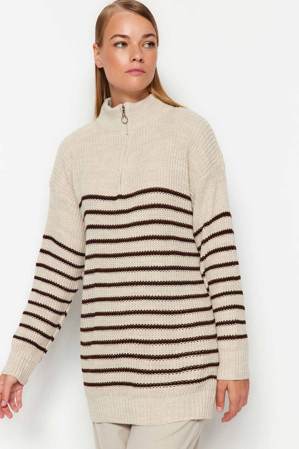 Striped Zipper Detailed Knitwear Sweater TCTAW24AK00063