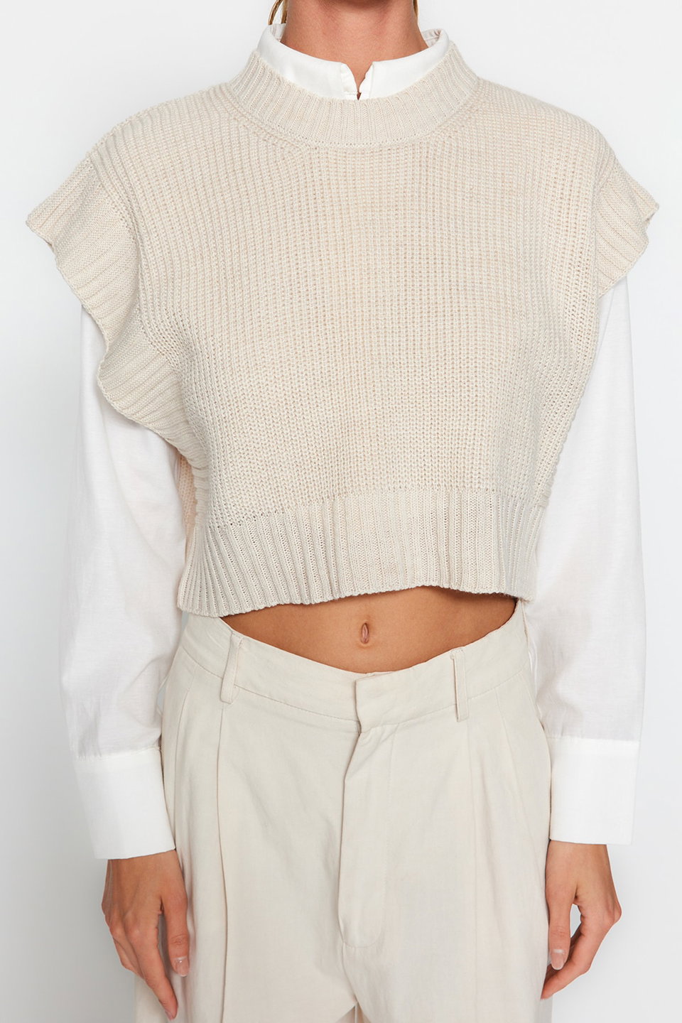 Crop Crew Neck Knitwear Sweater TWOAW24SV00005
