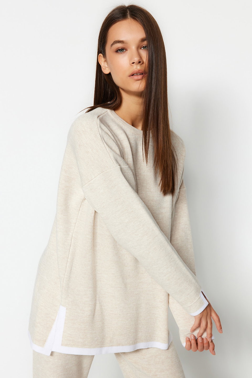 Wide Fit Contrast Color Knitwear Two Piece Set TWOAW24AU00062