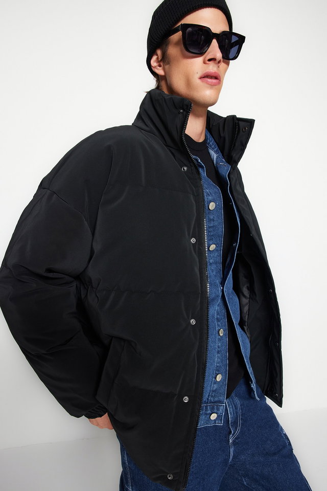 Black - Black Oversize Fit Stand Collar Winter Puffer Coat TMNAW24MO00012