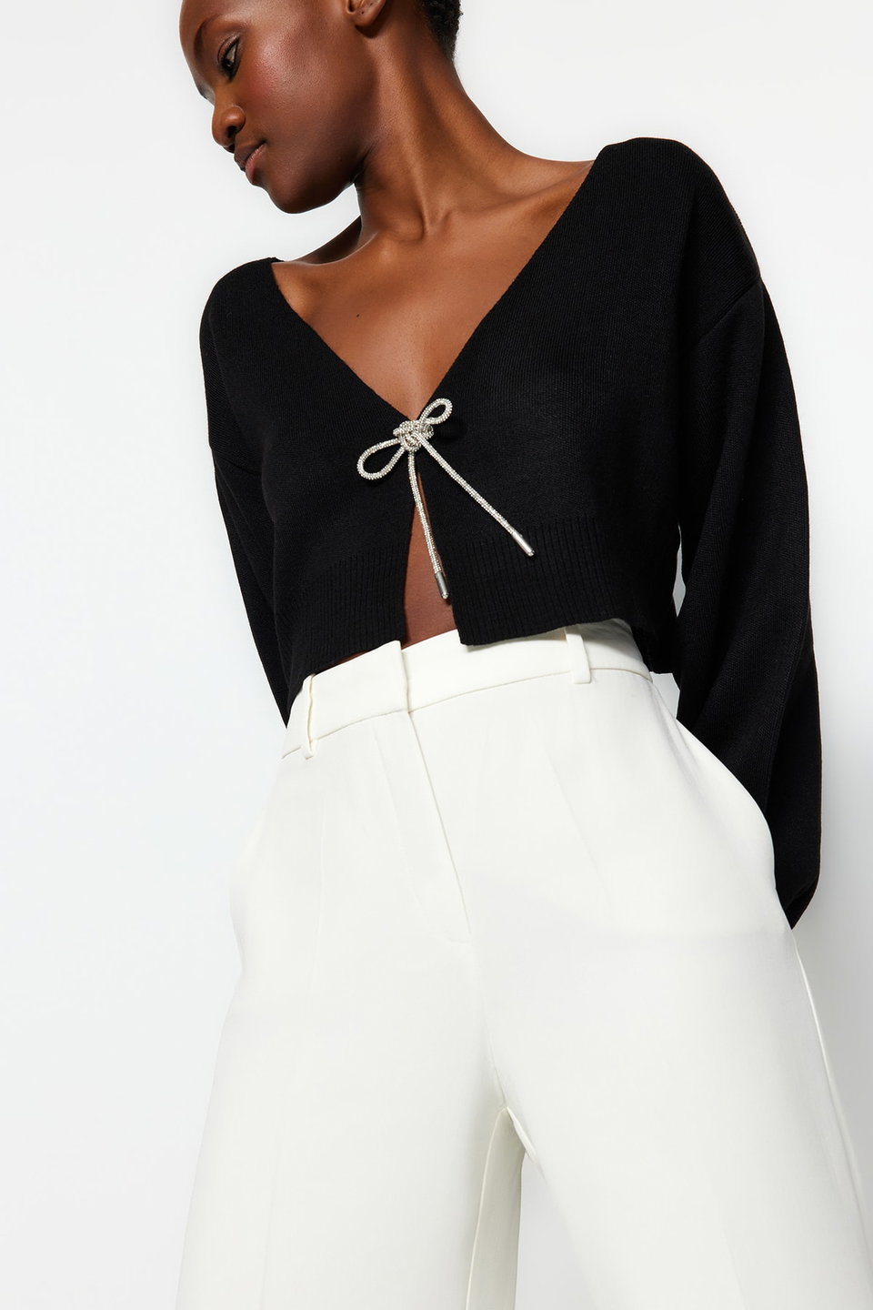 Super Crop Basic Bow Knit Cardigan TWOAW24HI00315