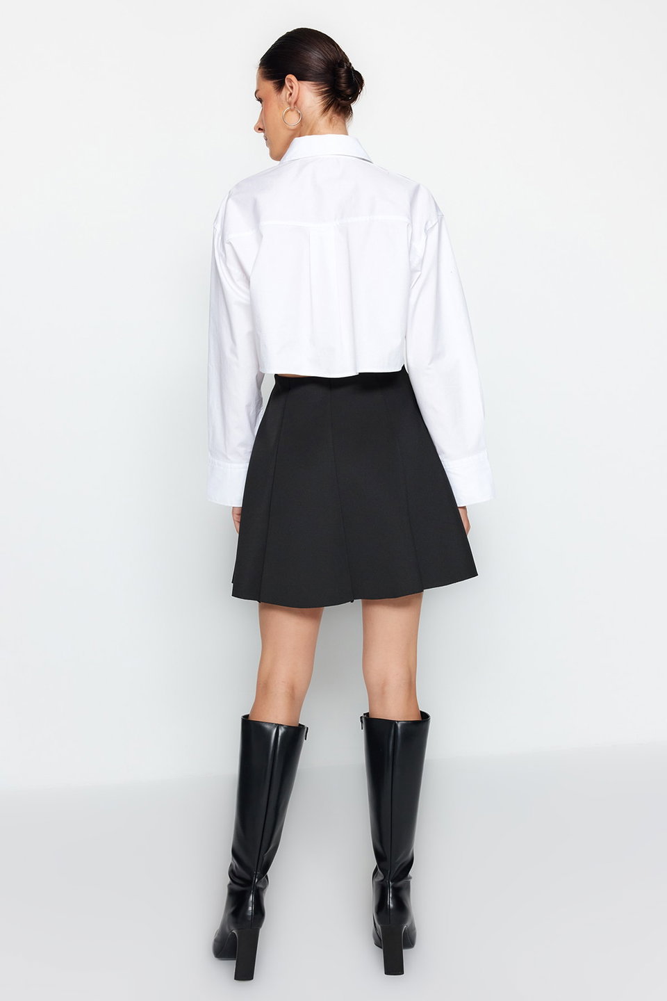 Skater Mini Flounce Knitted Skirt TWOAW24ET00215